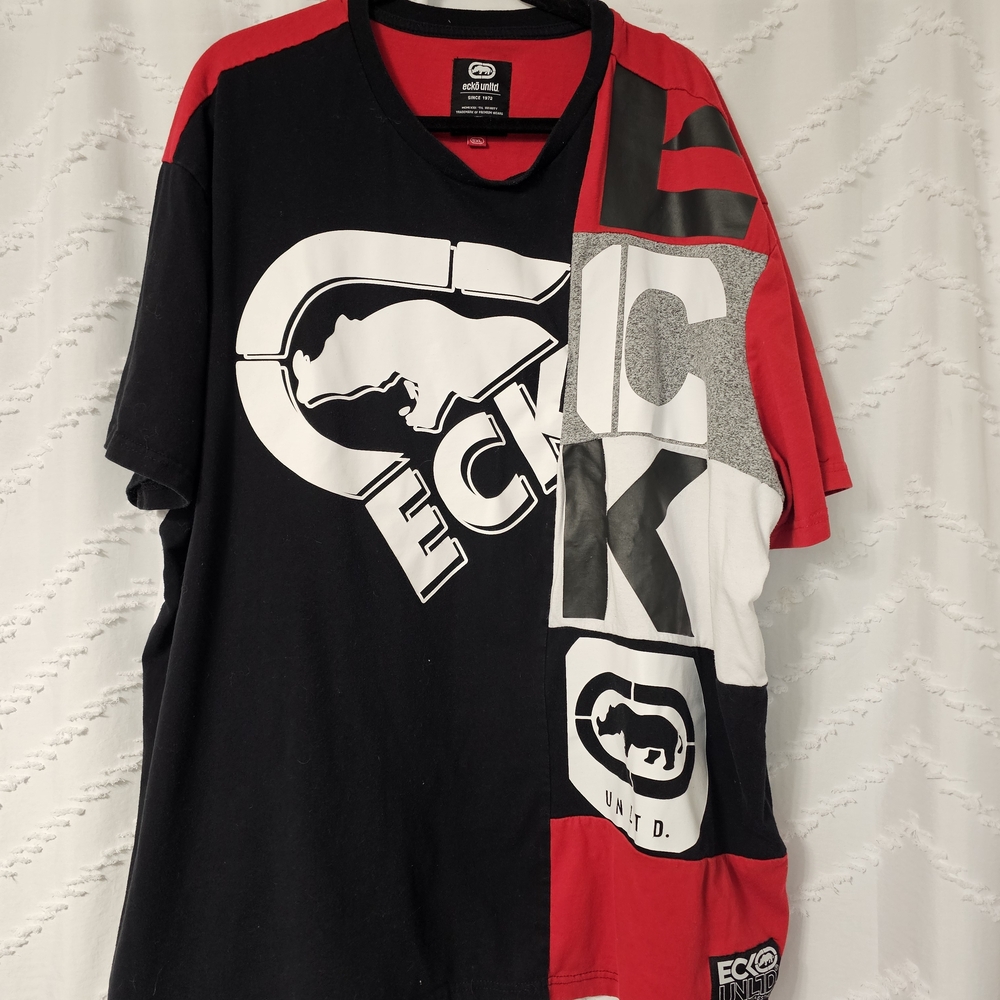 Ecko Unlimited Black and Red Tee